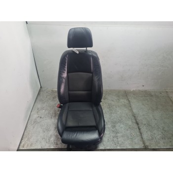 ASIENTO DELANTERO IZQUIERDO 