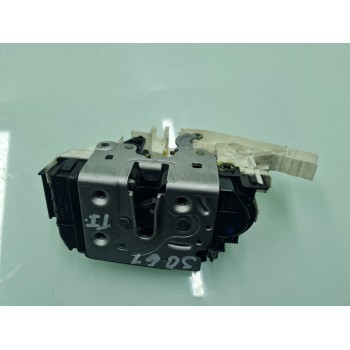 CERRADURA PUERTA TRASERA IZQUIERDA A2047301335 