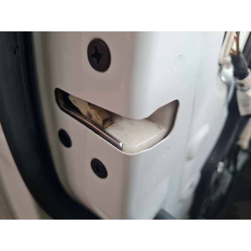 CERRADURA PUERTA DELANTERA IZQUIERDA KD5359310 