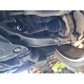 BRAZO SUSPENSION INFERIOR DELANTERO DERECHO 