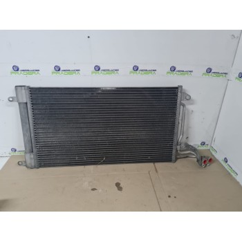 CONDENSADOR / RADIADOR AIRE ACONDICIONADO 6R0820411D 