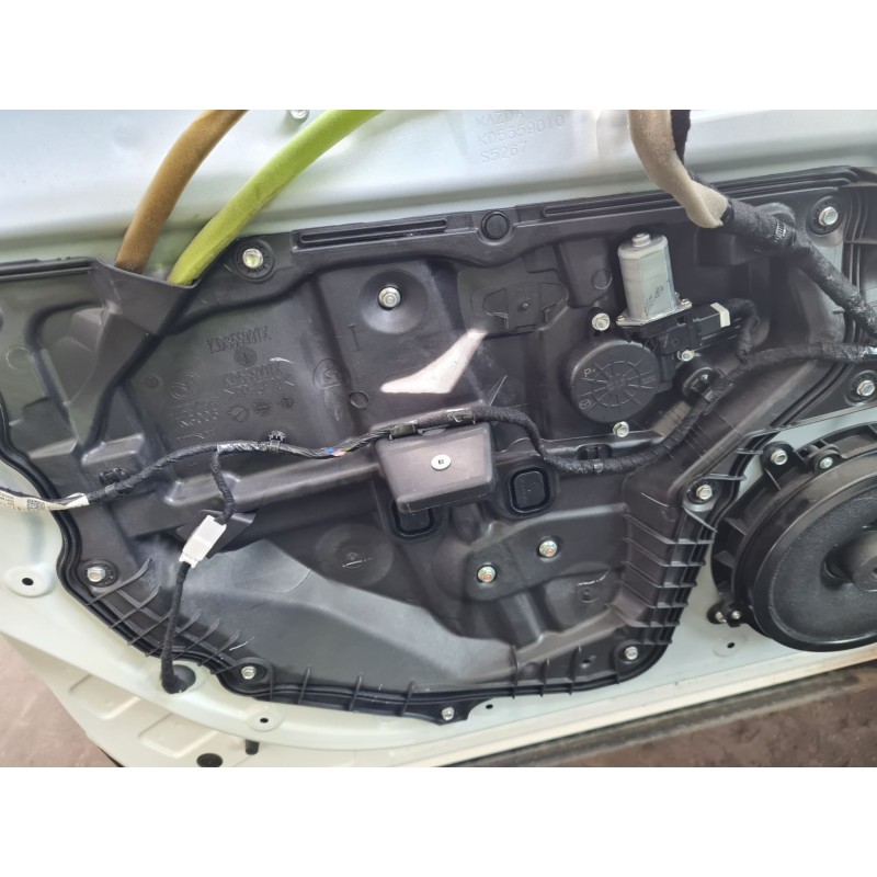 ELEVALUNAS DELANTERO IZQUIERDO KD355997X 
