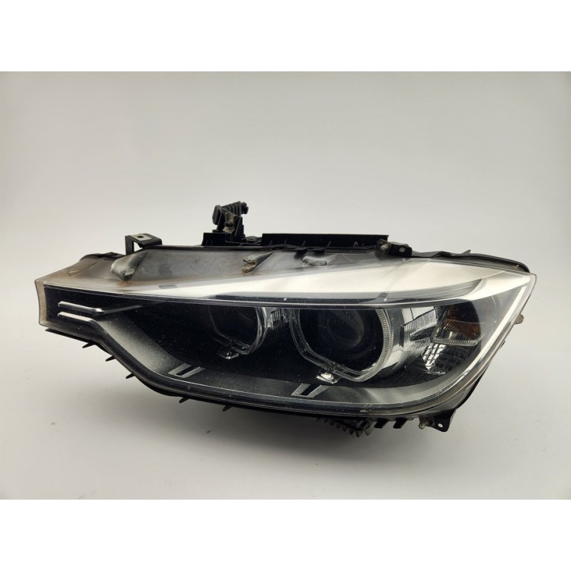 FARO IZQUIERDO 63117259525 