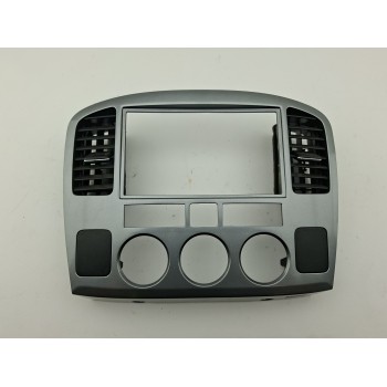 MOLDURA INTERIOR 7382150J00 