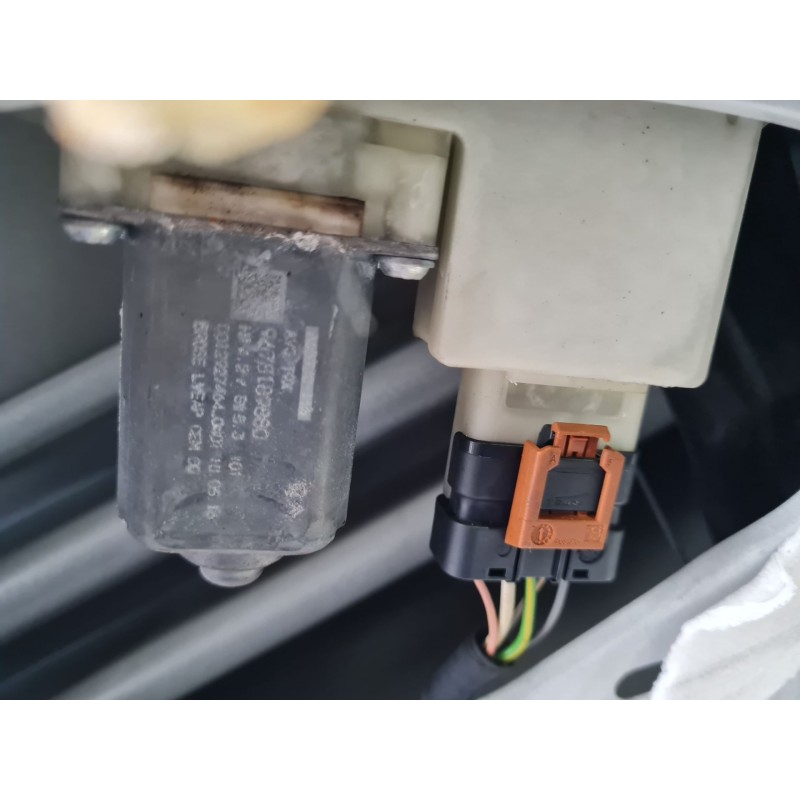 ELEVALUNAS DELANTERO IZQUIERDO 9816273280 