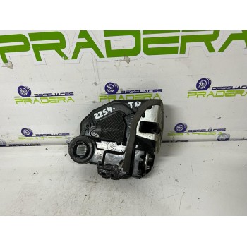 CERRADURA PUERTA TRASERA DERECHA 