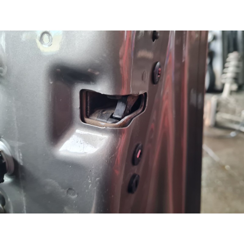 CERRADURA PUERTA DELANTERA DERECHA 
