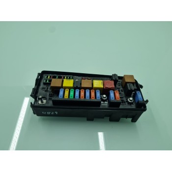 CAJA RELES / FUSIBLES 12795732 