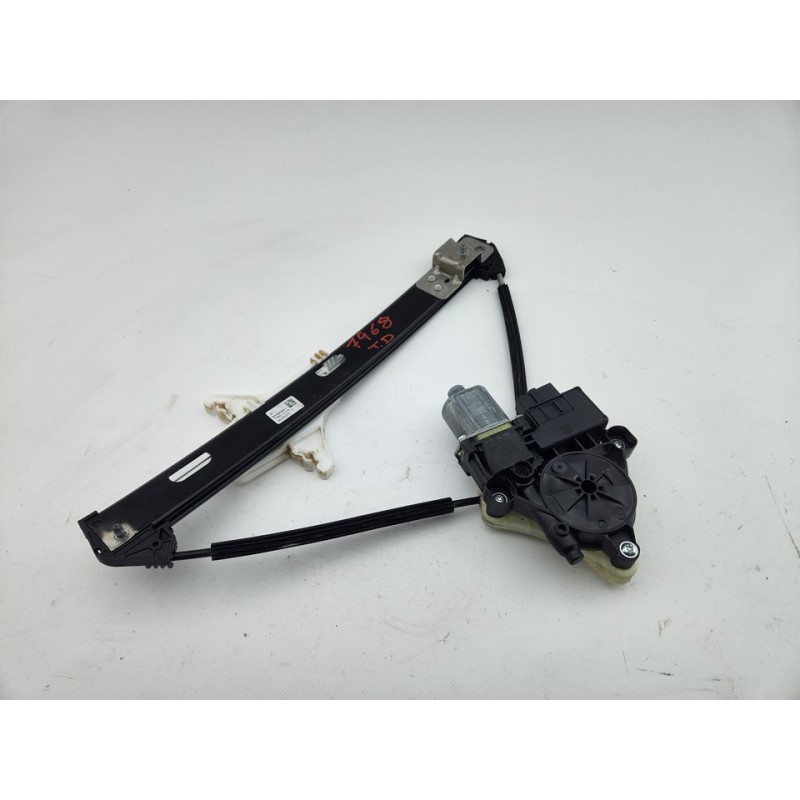 ELEVALUNAS TRASERO DERECHO 6F0839462C 