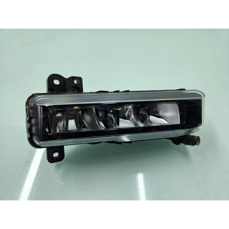LUZ DIURNA DERECHA 63178089526 
