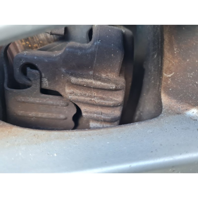PINZA DE FRENO DELANTERA IZQUIERDA 