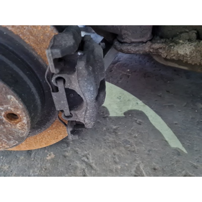 PINZA DE FRENO TRASERA DERECHA 