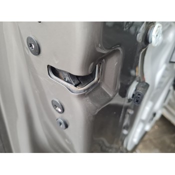 CERRADURA PUERTA DELANTERA IZQUIERDA 