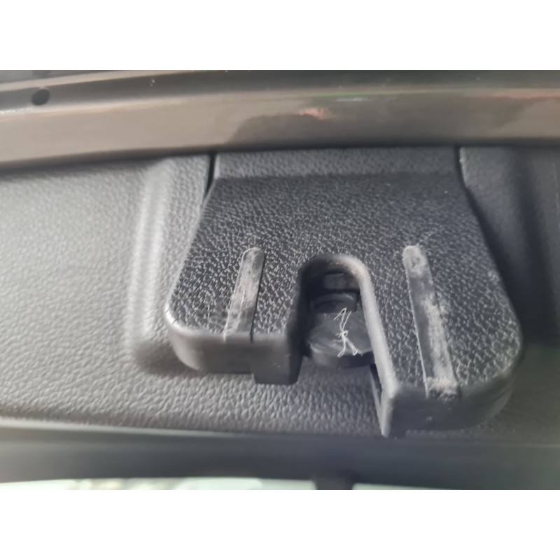 CERRADURA MALETERO / PORTON 6R0827505D 
