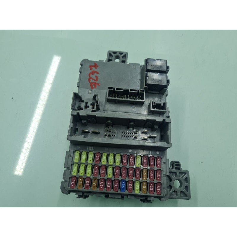 CAJA RELES / FUSIBLES TEAR112 