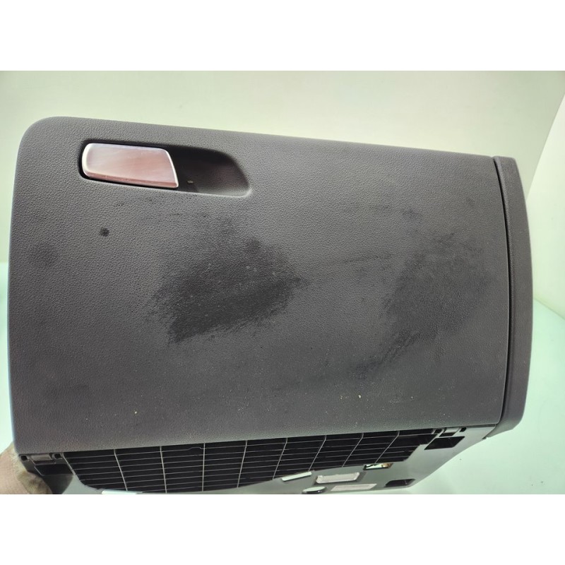 GUANTERA 8R1857035D 