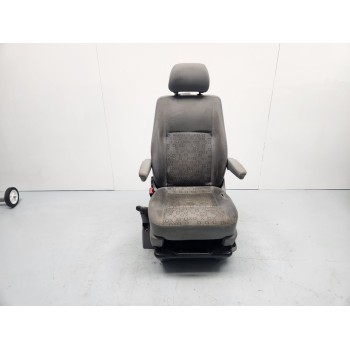 ASIENTO DELANTERO IZQUIERDO 