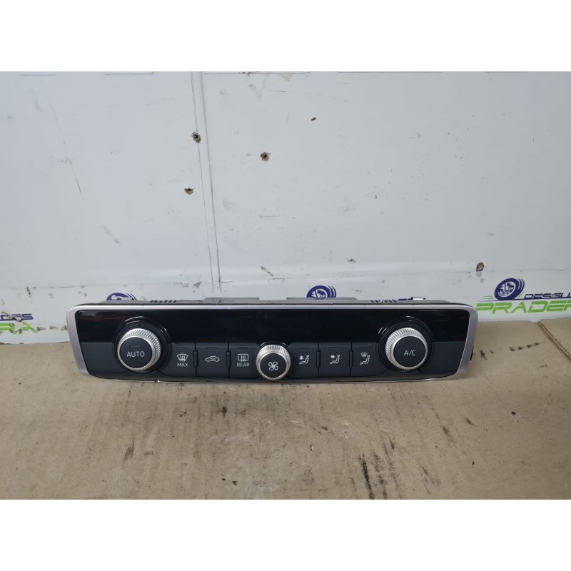 MANDO CLIMATIZADOR 8V0820043AM 