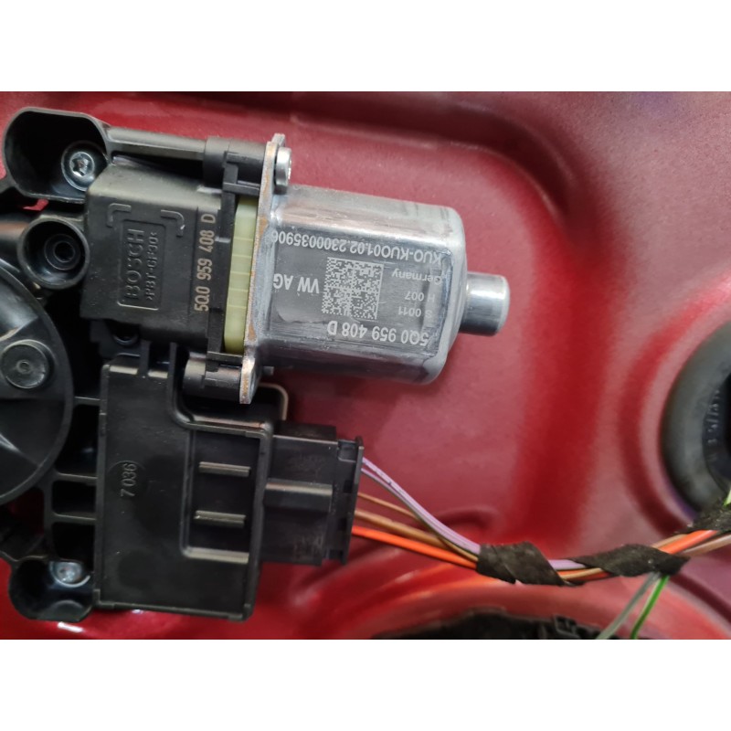 ELEVALUNAS TRASERO DERECHO 6F0839462D 