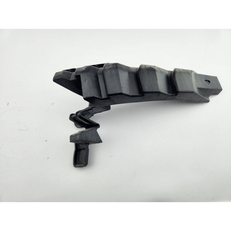 SOPORTE PARAGOLPES TRASERO DERECHO HK8317A881AD 