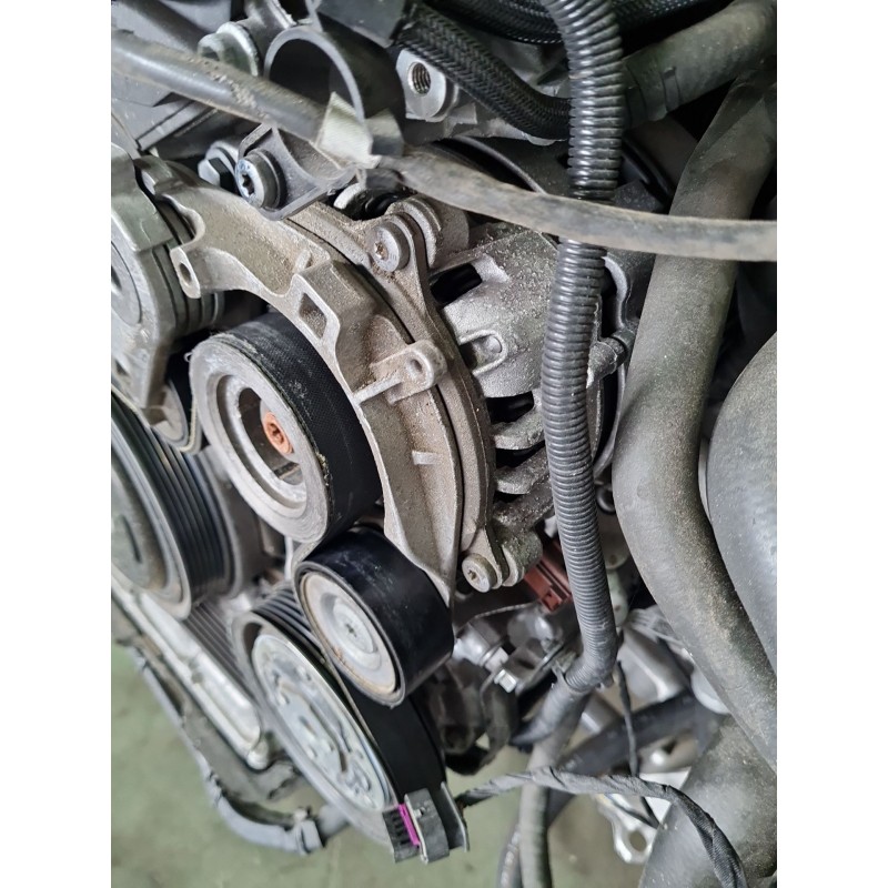ALTERNADOR 04L903018A 