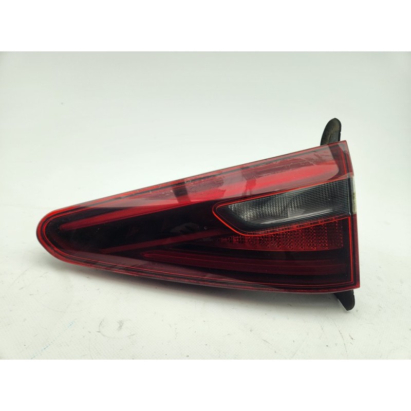 PILOTO TRASERO DERECHO INTERIOR 20795999 