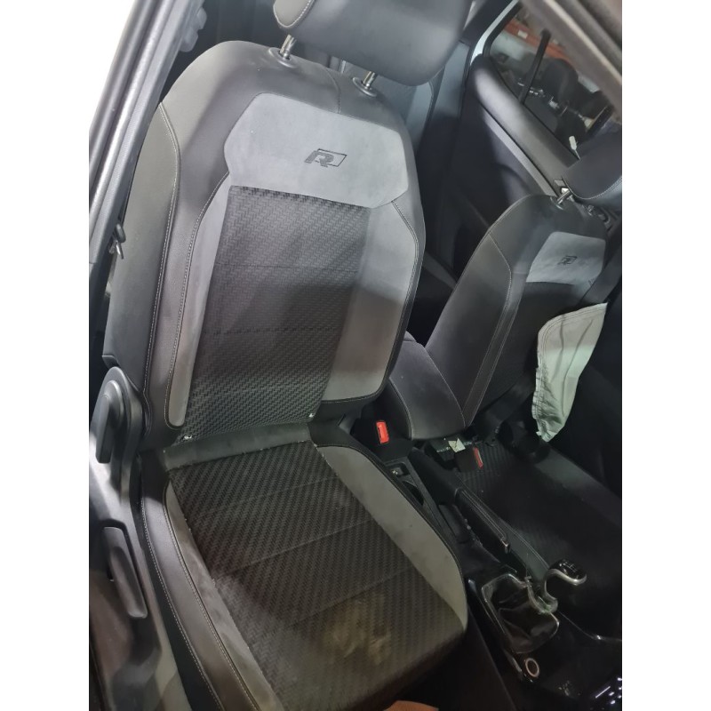 ASIENTO DELANTERO DERECHO 