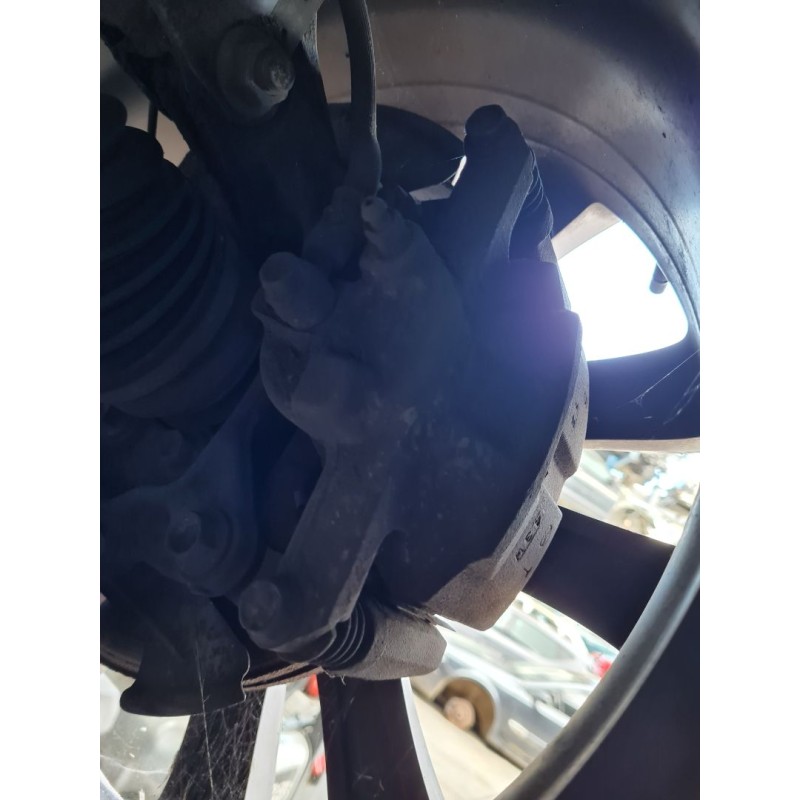 PINZA DE FRENO DELANTERA IZQUIERDA K0Y13399Z 