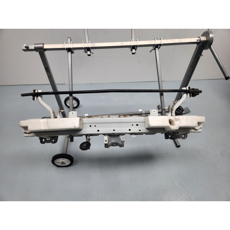 REFUERZO PARAGOLPES DELANTERO 6400C640 