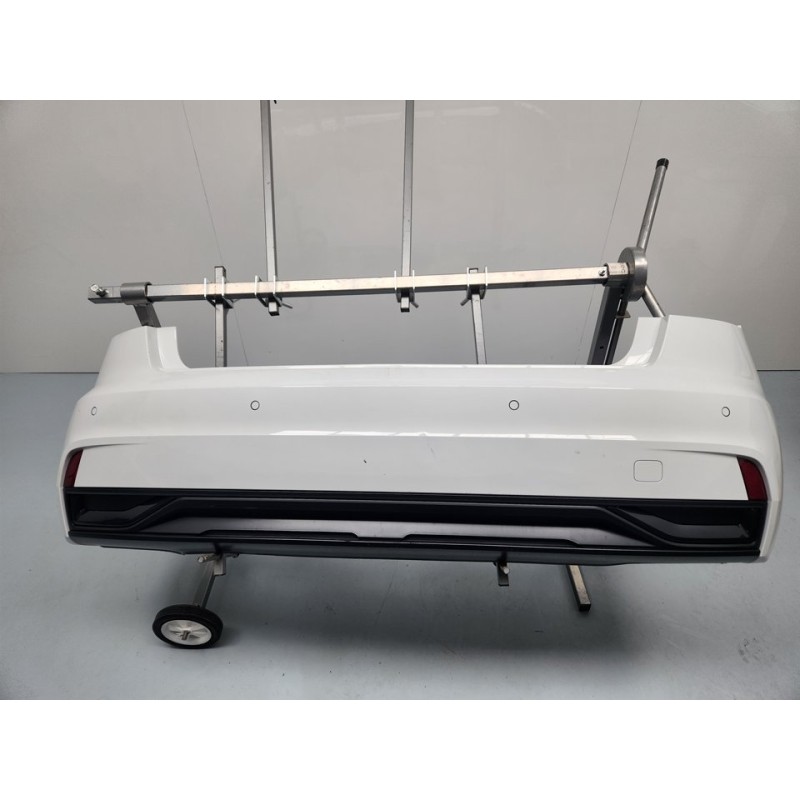 PARAGOLPES TRASERO 82A807067A / 82A807067AGRU 