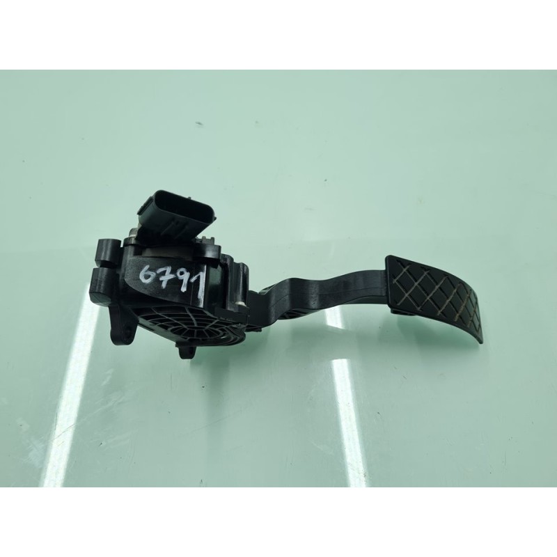 PEDAL ACELERADOR 6C1721503B 