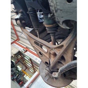 BRAZO SUSPENSION INFERIOR DELANTERO DERECHO 