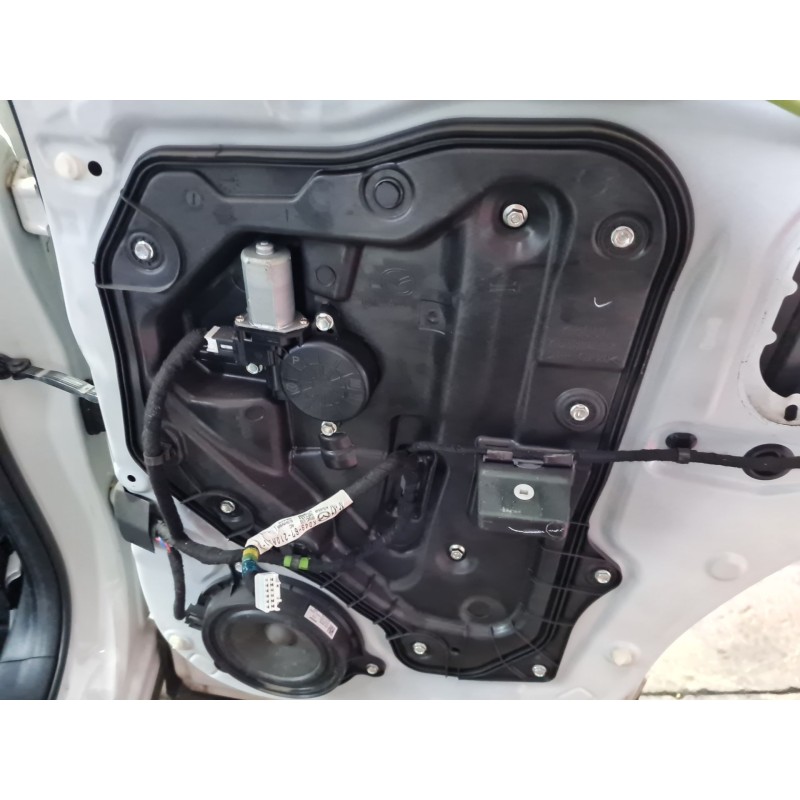 ELEVALUNAS TRASERO DERECHO KD537297X 