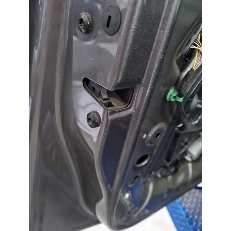 CERRADURA PUERTA DELANTERA IZQUIERDA 5K1837015J 