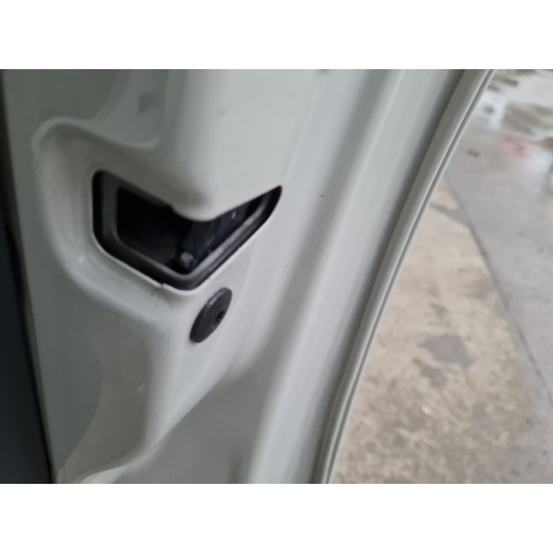 CERRADURA PUERTA DELANTERA DERECHA 10B837016B 