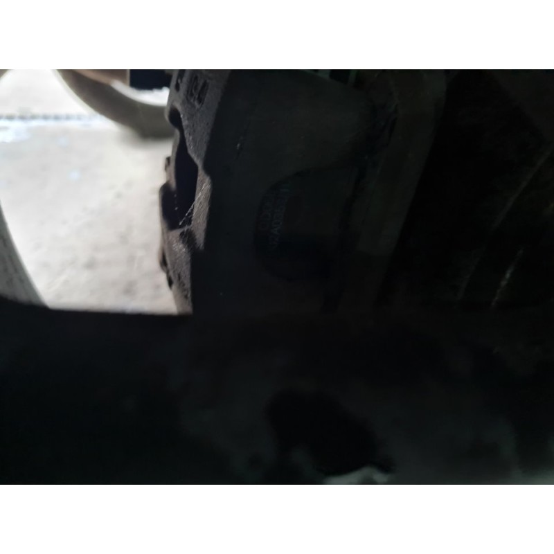 PINZA DE FRENO TRASERA DERECHA 