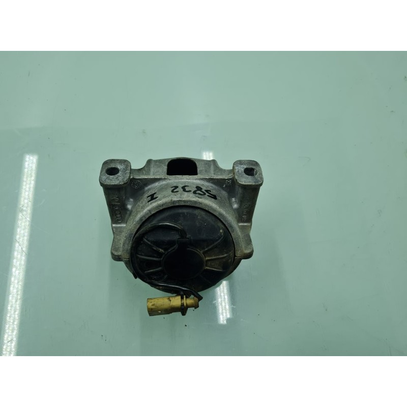 SOPORTE MOTOR IZQUIERDO 8R0199381 
