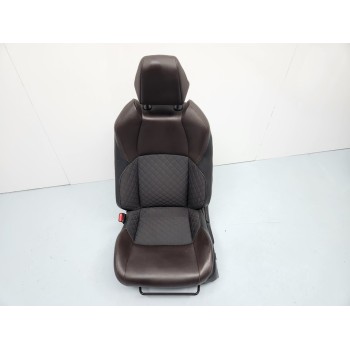 ASIENTO DELANTERO IZQUIERDO 