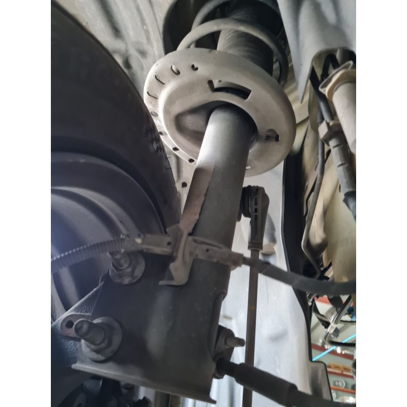 AMORTIGUADOR DELANTERO IZQUIERDO 