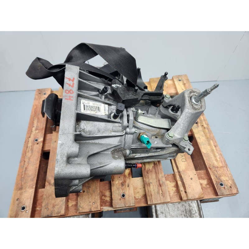 CAJA CAMBIOS 3201002Q5M 