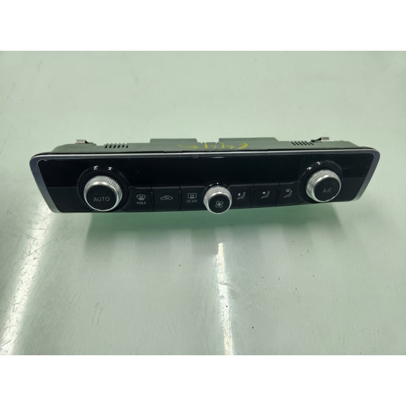 MANDO CLIMATIZADOR 8V0820043BB 