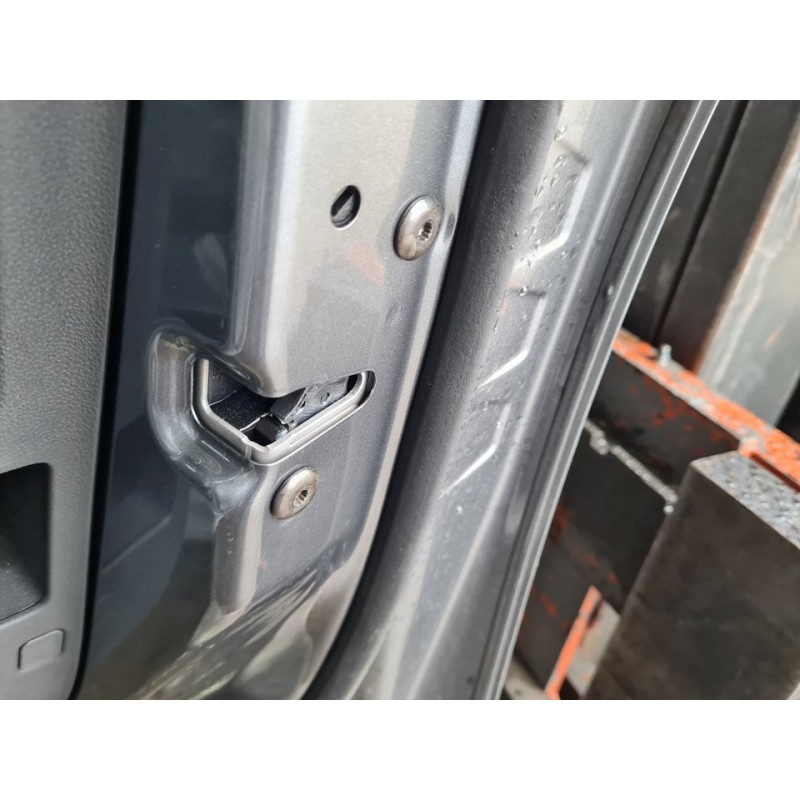CERRADURA PUERTA DELANTERA DERECHA 5TB837016E 