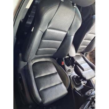 ASIENTO DELANTERO DERECHO 