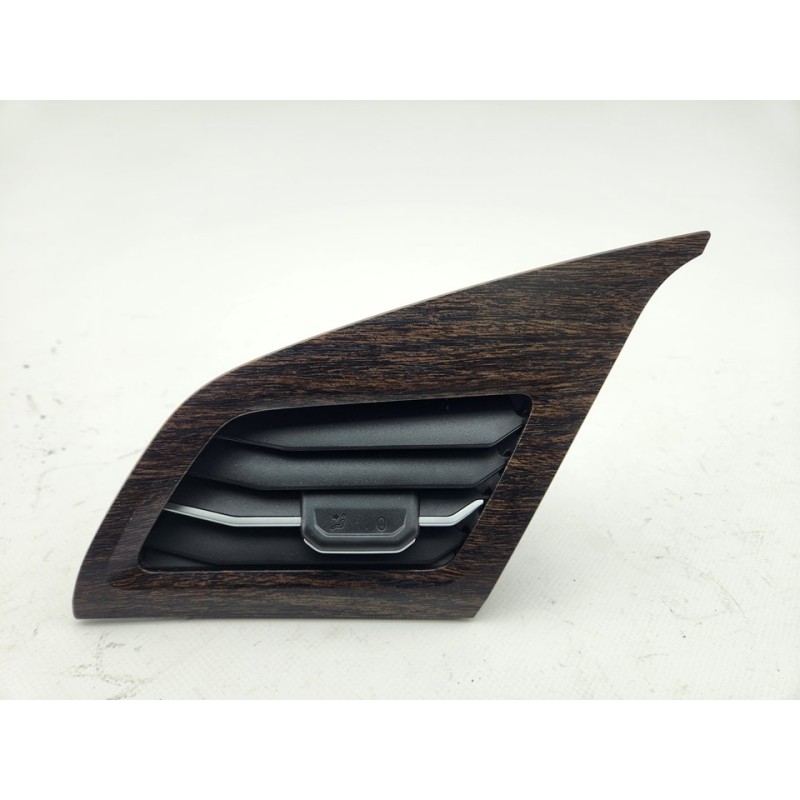 REJILLA AIREADORA 7T1819203E 