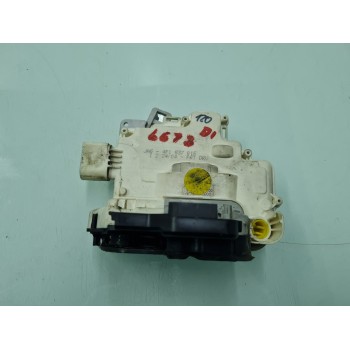 CERRADURA PUERTA DELANTERA IZQUIERDA 4F1837015 