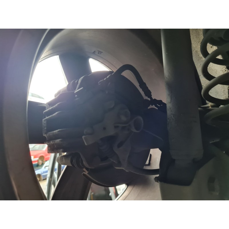 PINZA DE FRENO TRASERA IZQUIERDA 