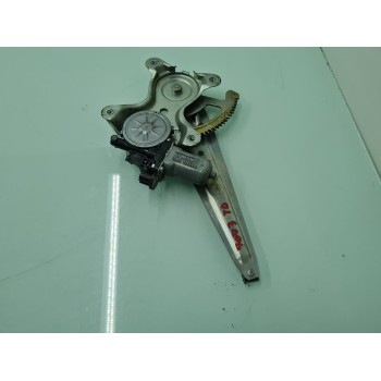 ELEVALUNAS TRASERO DERECHO 857200K020 