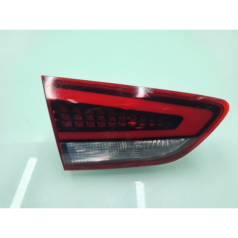 PILOTO TRASERO IZQUIERDO INTERIOR 92403G4500 