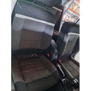 ASIENTO DELANTERO DERECHO 