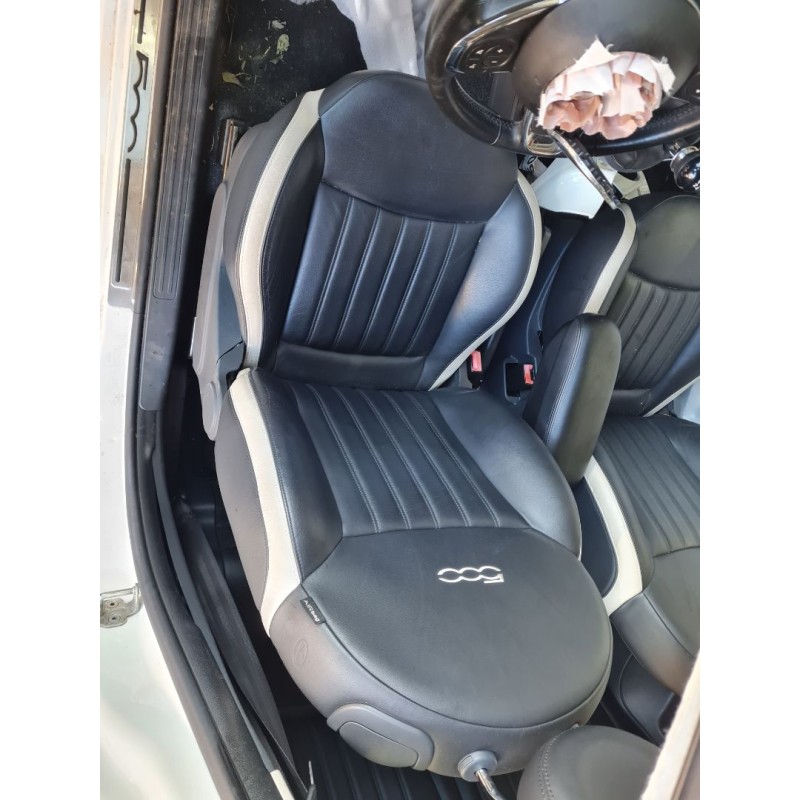 ASIENTO DELANTERO IZQUIERDO 